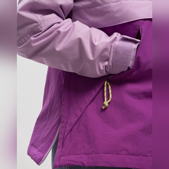 The North Face 78 Lo-Fi Hi-Tek Windjammer Hooded Jacket - Picture 6 of 14